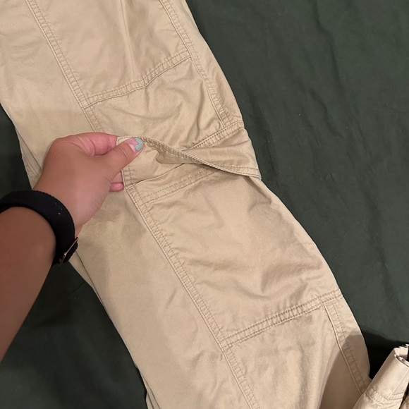 Abercrombie & Fitch - Relaxed Utility Pants - 30L - Picture 4 of 7